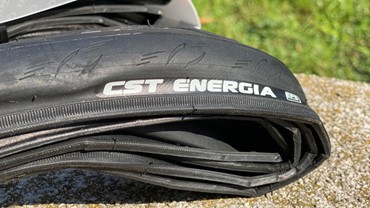 Copertura energia cst 700x28 c3045 nero 120 tpi eps